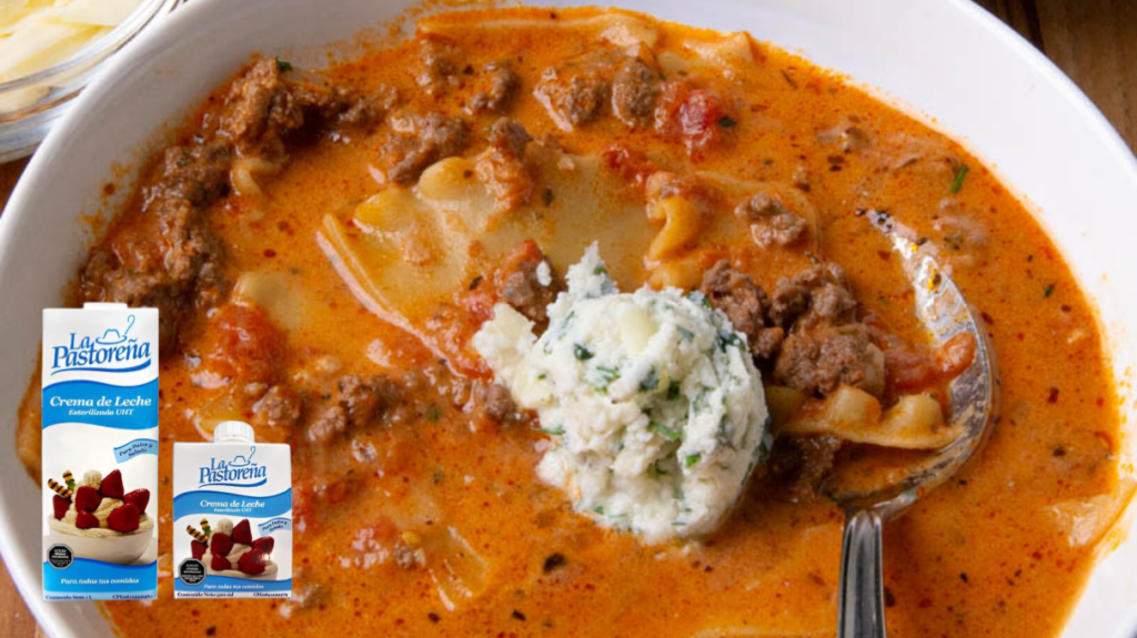 Sopa de Lasaña Cremosa con Crema de Leche La Pastoreña.